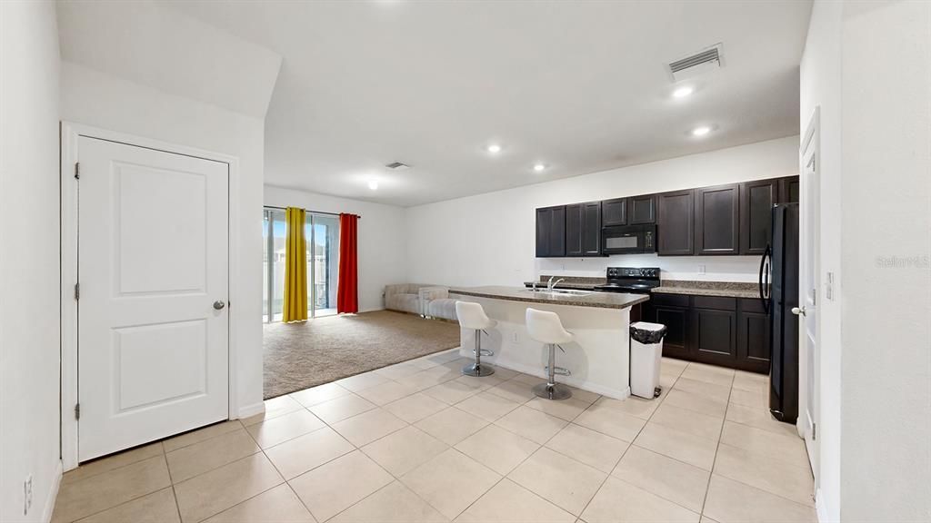 For Sale: $330,000 (3 beds, 2 baths, 1673 Square Feet)