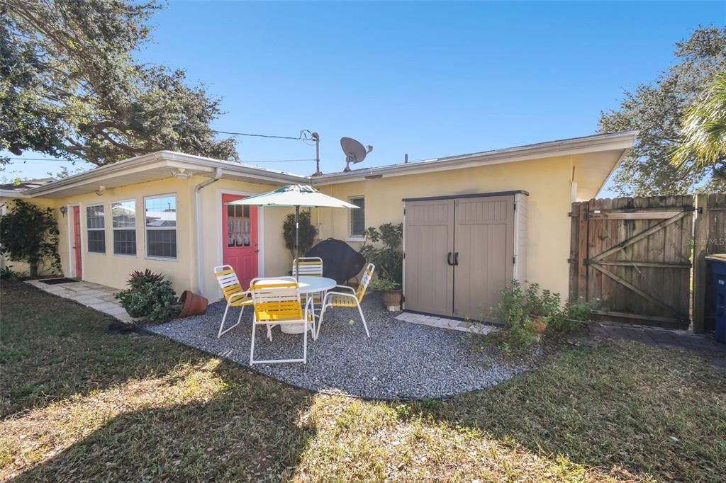 For Sale: $429,900 (3 beds, 2 baths, 1288 Square Feet)