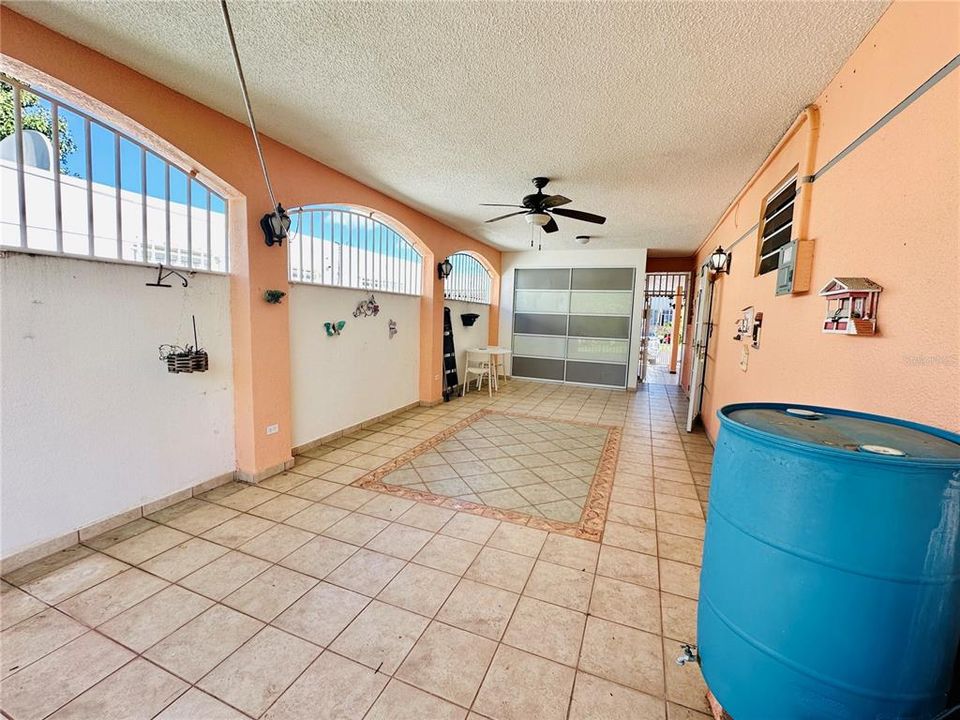 terrace with laundry area