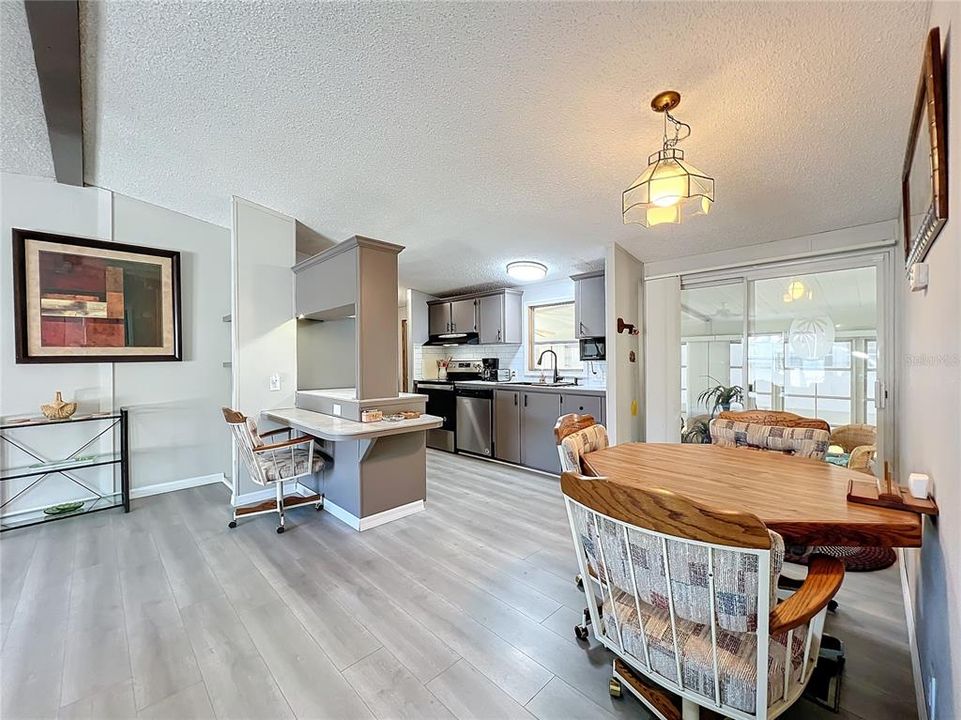 Dining Room/ Breakfast nook