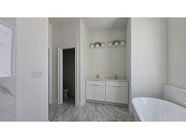 For Sale: $475,500 (3 beds, 2 baths, 1668 Square Feet)