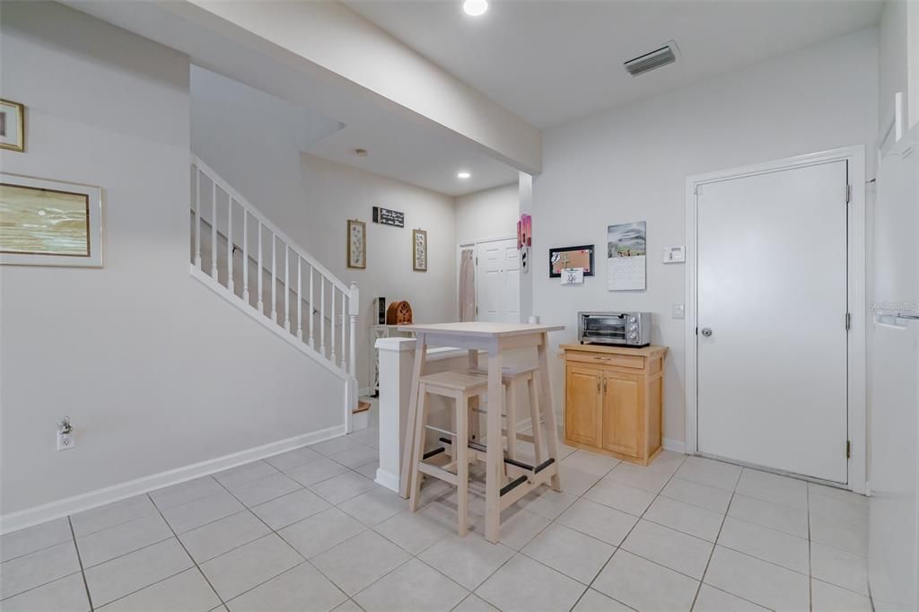 For Sale: $275,900 (3 beds, 2 baths, 1644 Square Feet)