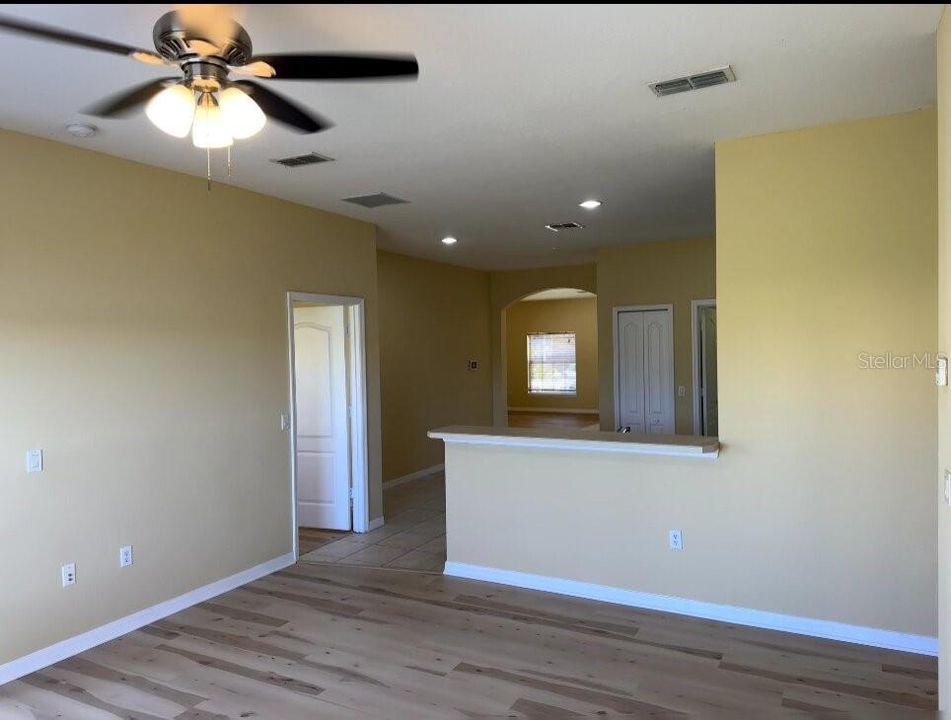 For Rent: $2,195 (3 beds, 2 baths, 1630 Square Feet)