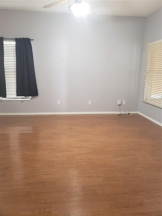 For Rent: $2,275 (3 beds, 2 baths, 1652 Square Feet)