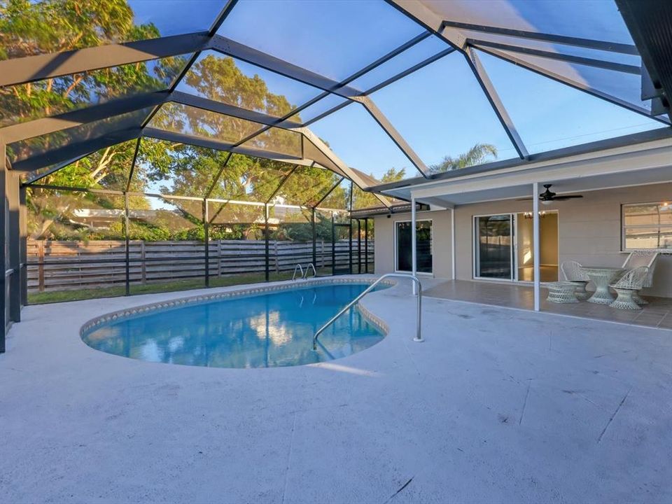 Large Lanai Pool Area