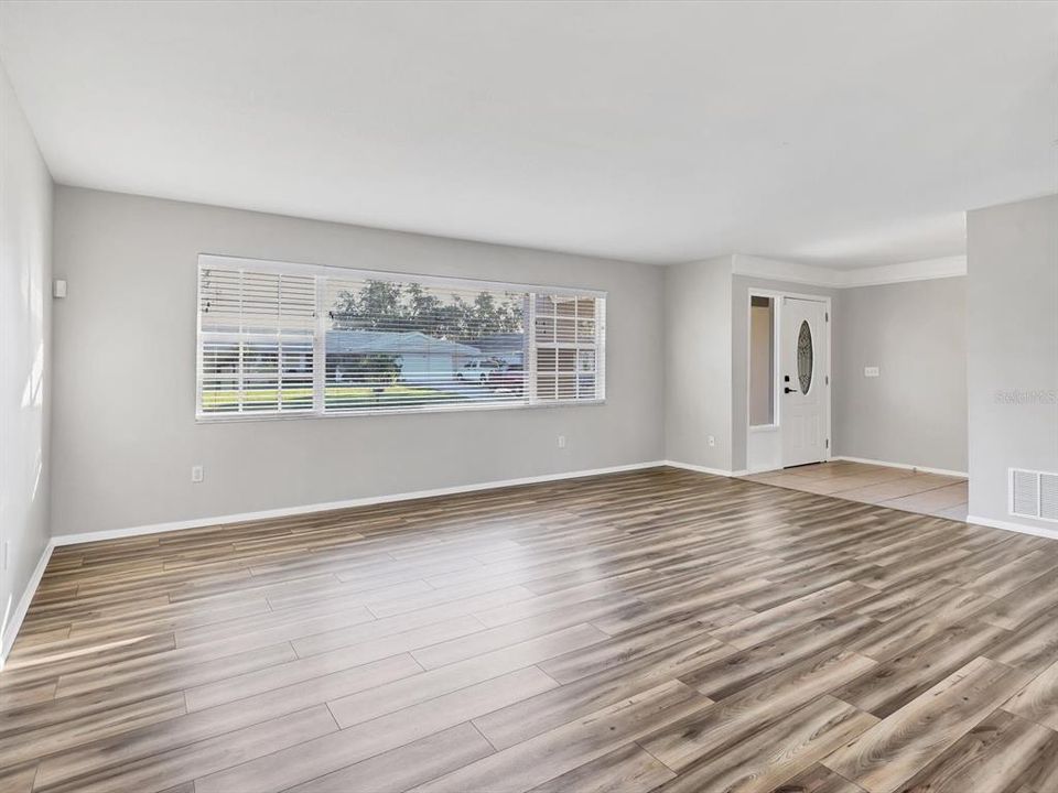 Living Room & Foyer