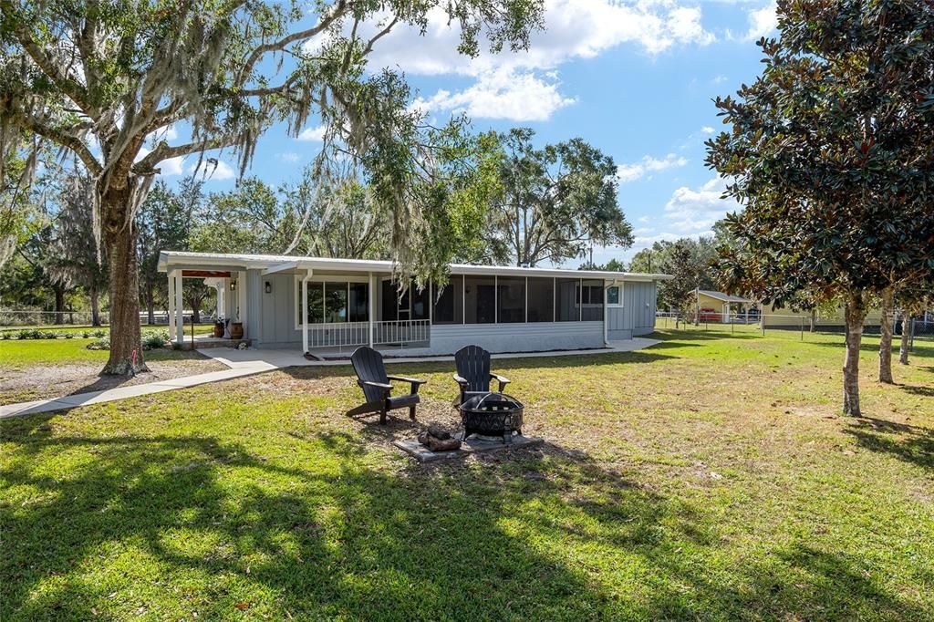 For Sale: $899,000 (3 beds, 2 baths, 1768 Square Feet)