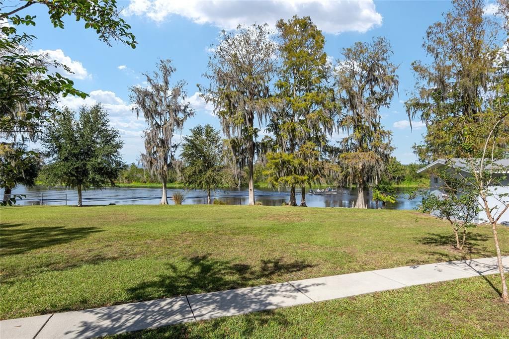 For Sale: $899,000 (3 beds, 2 baths, 1768 Square Feet)