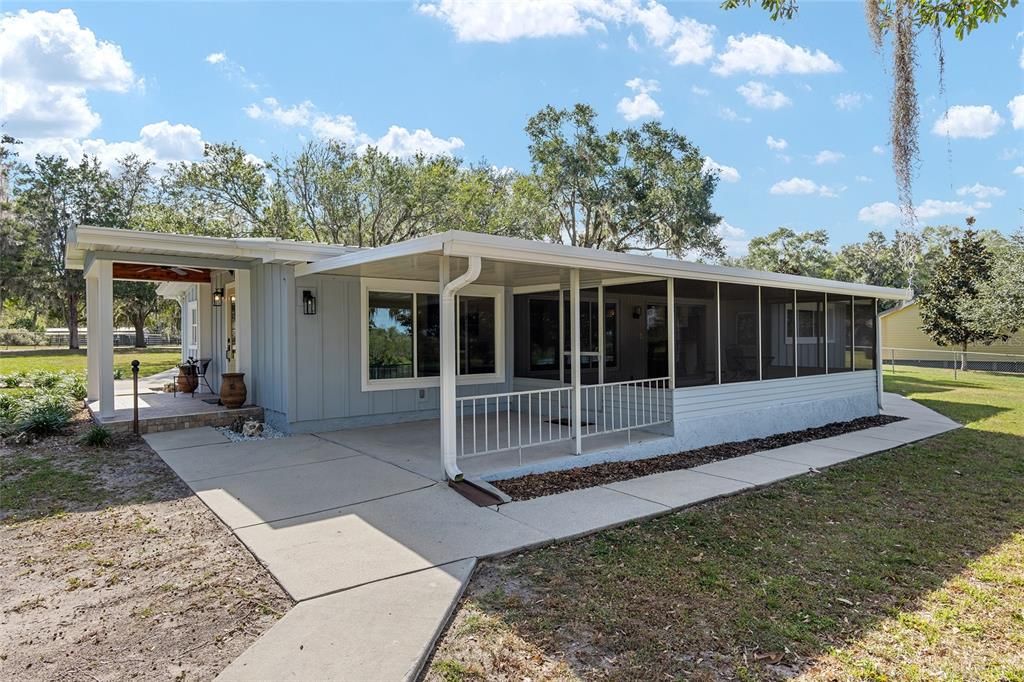 For Sale: $899,000 (3 beds, 2 baths, 1768 Square Feet)