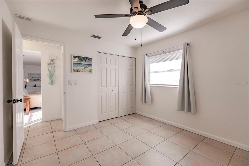 For Sale: $259,000 (3 beds, 2 baths, 1120 Square Feet)