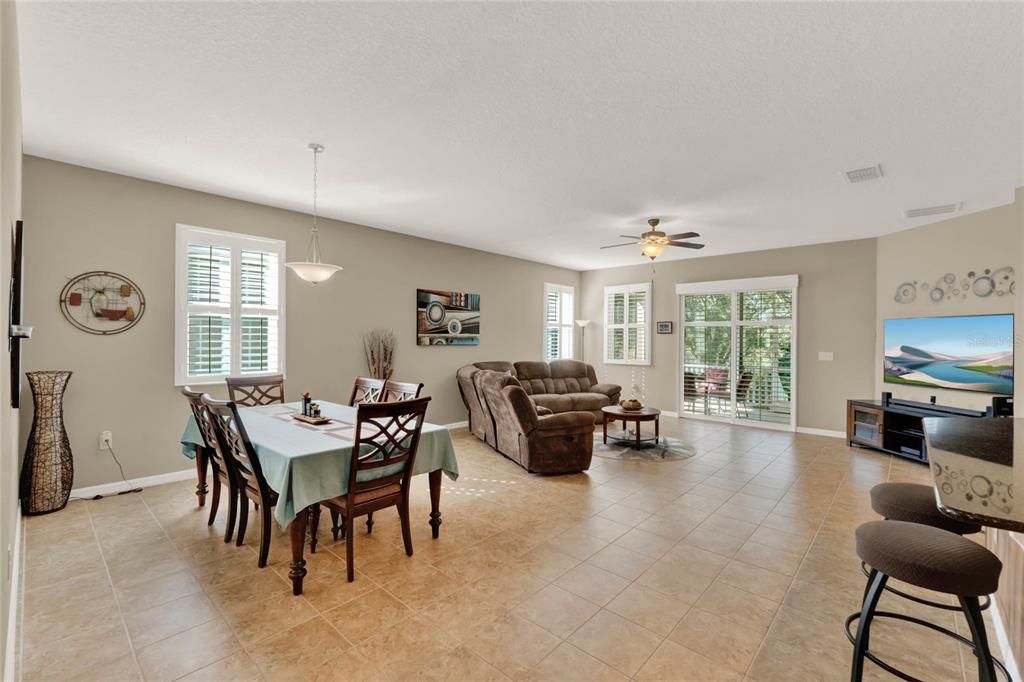 Dining & Family Room