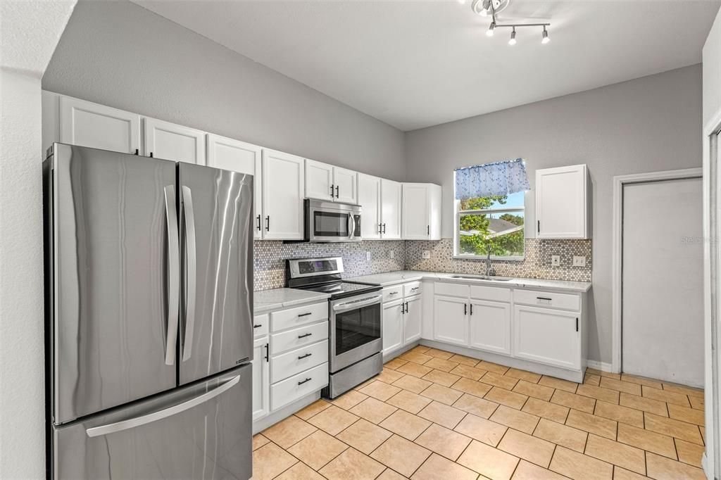 Updated Kitchen with Quartz Counters