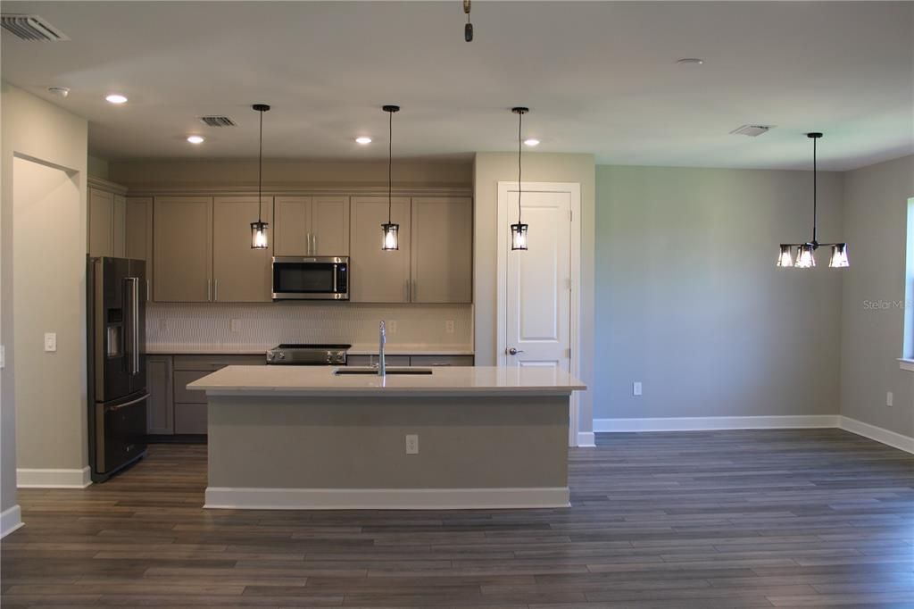 Kitchen/ dining area