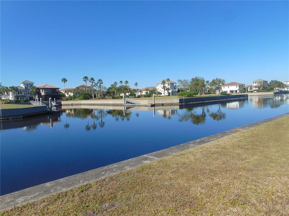 Add a dock for your boat & you're just a few minutes to the ICW!