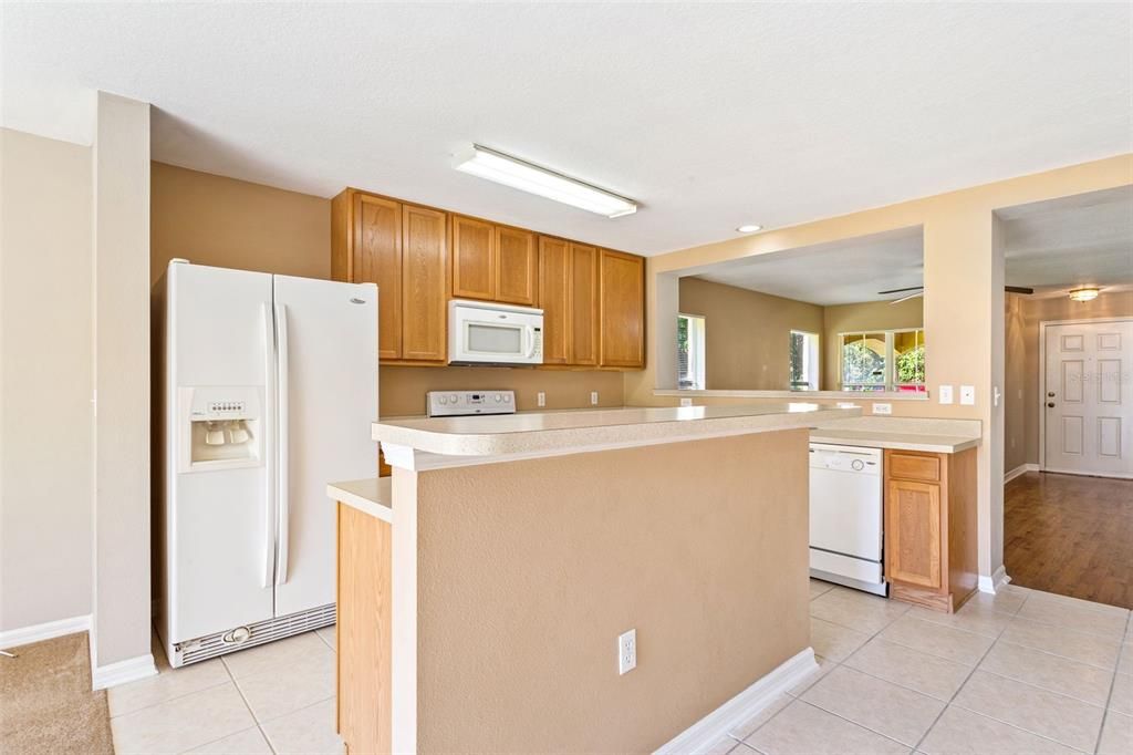 For Sale: $246,900 (3 beds, 2 baths, 1640 Square Feet)