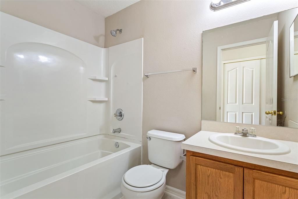 For Sale: $246,900 (3 beds, 2 baths, 1640 Square Feet)