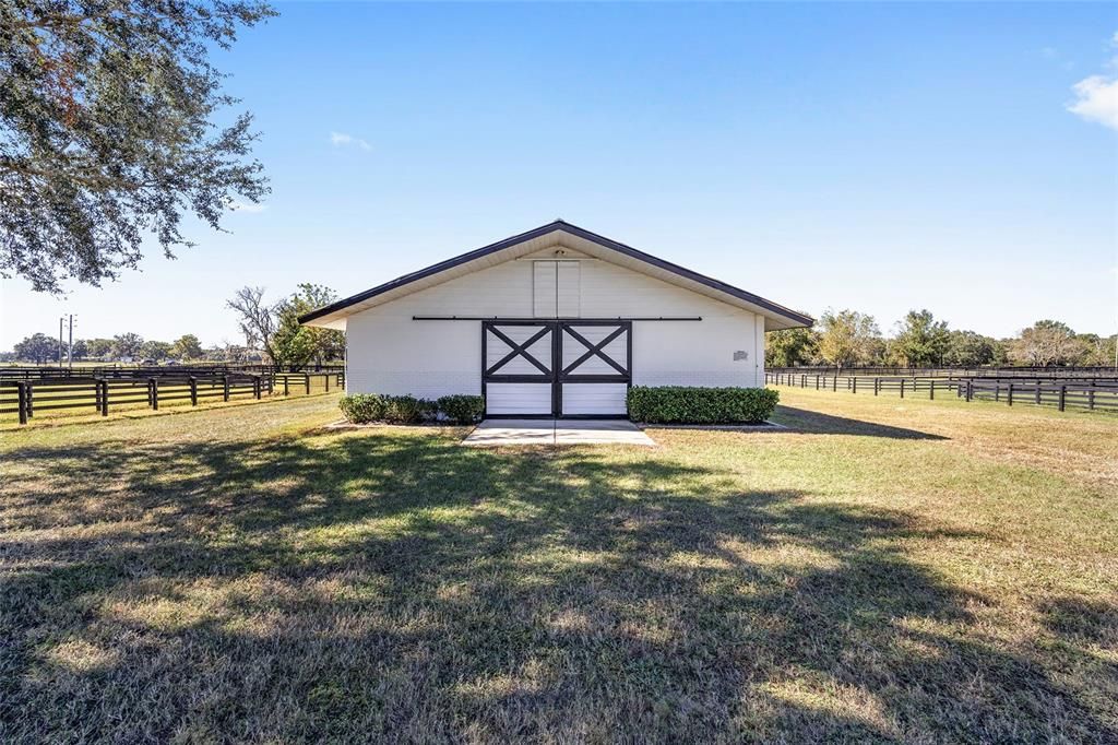 Concrete Block Barn 10 Stall Barn