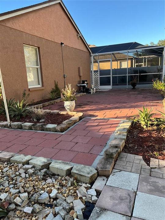 UNCOVERED PATIO AREA