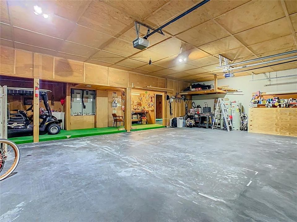 For Sale: $625,000 (5 beds, 5 baths, 6500 Square Feet)