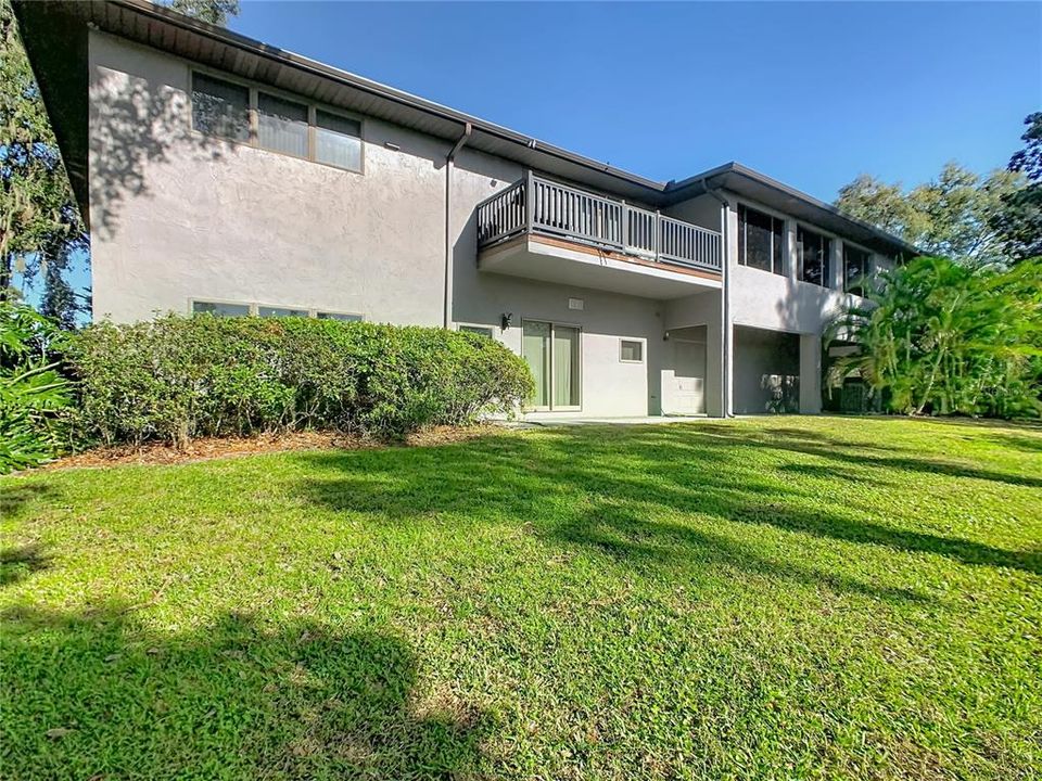 For Sale: $625,000 (5 beds, 5 baths, 6500 Square Feet)