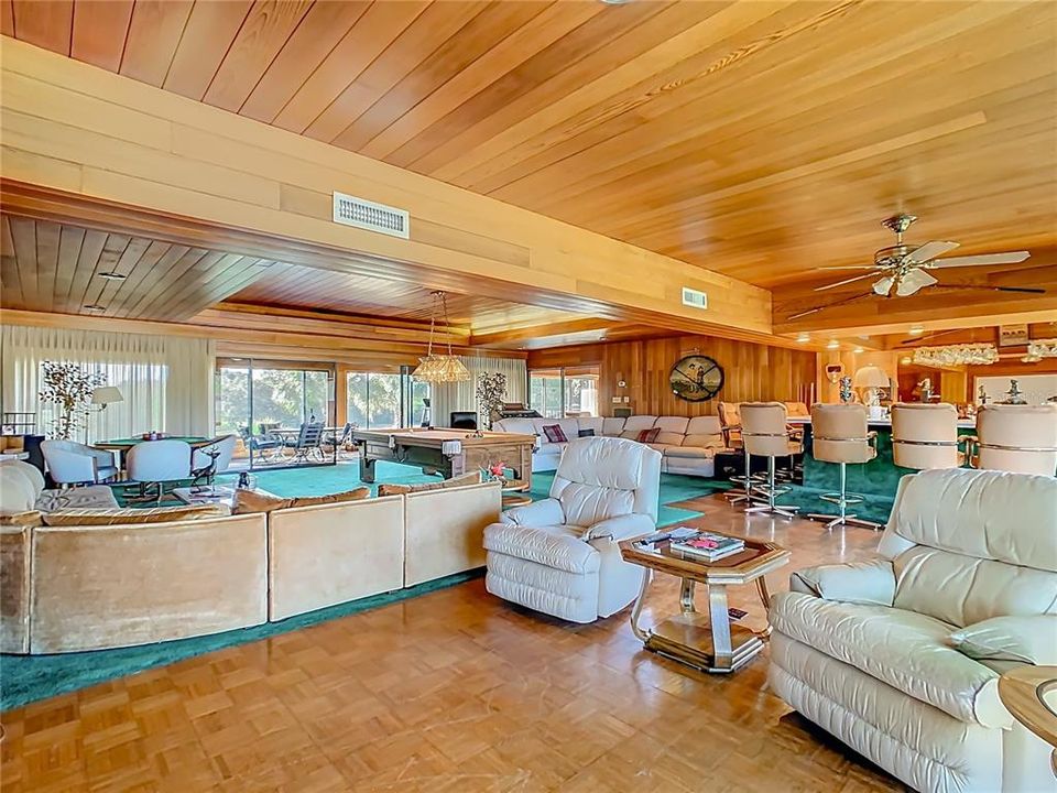 For Sale: $625,000 (5 beds, 5 baths, 6500 Square Feet)