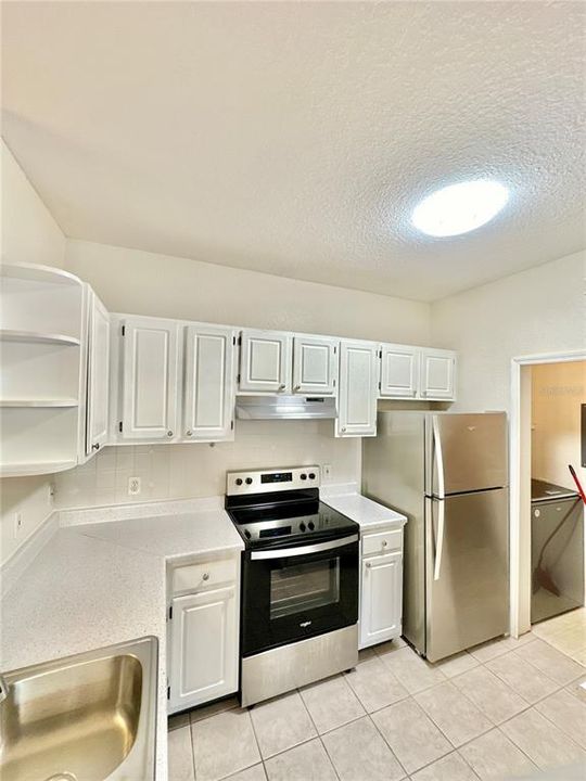 For Sale: $269,900 (3 beds, 2 baths, 1243 Square Feet)