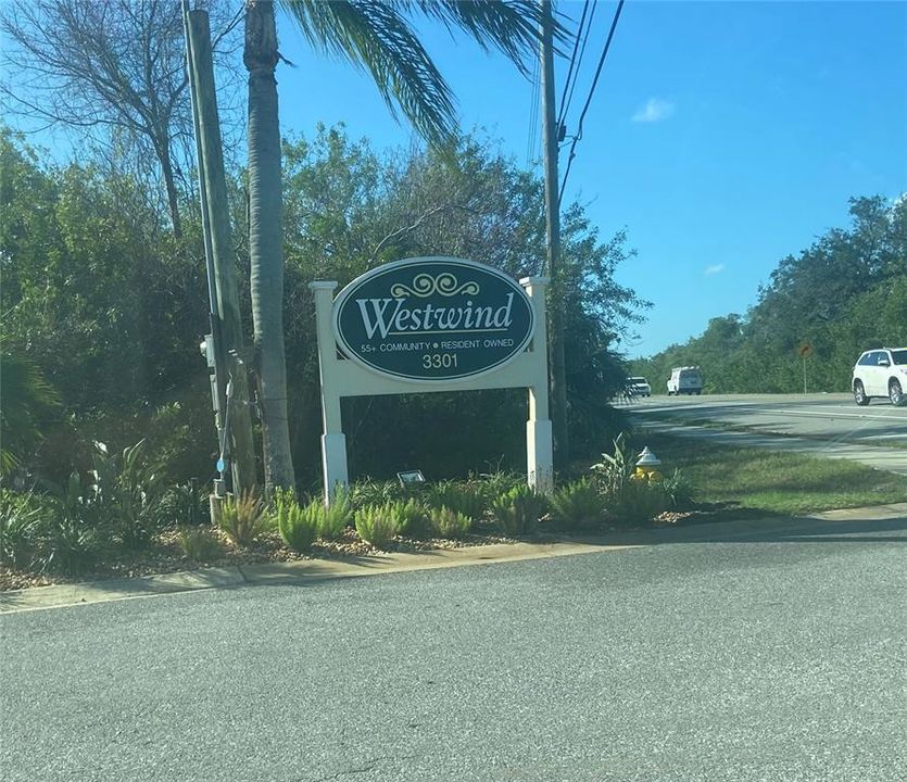 For Sale: $35,000 (2 beds, 2 baths, 960 Square Feet)