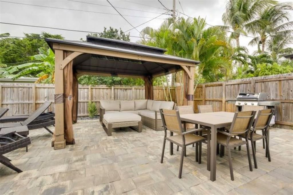 Gazebo and Outdoor Dinette