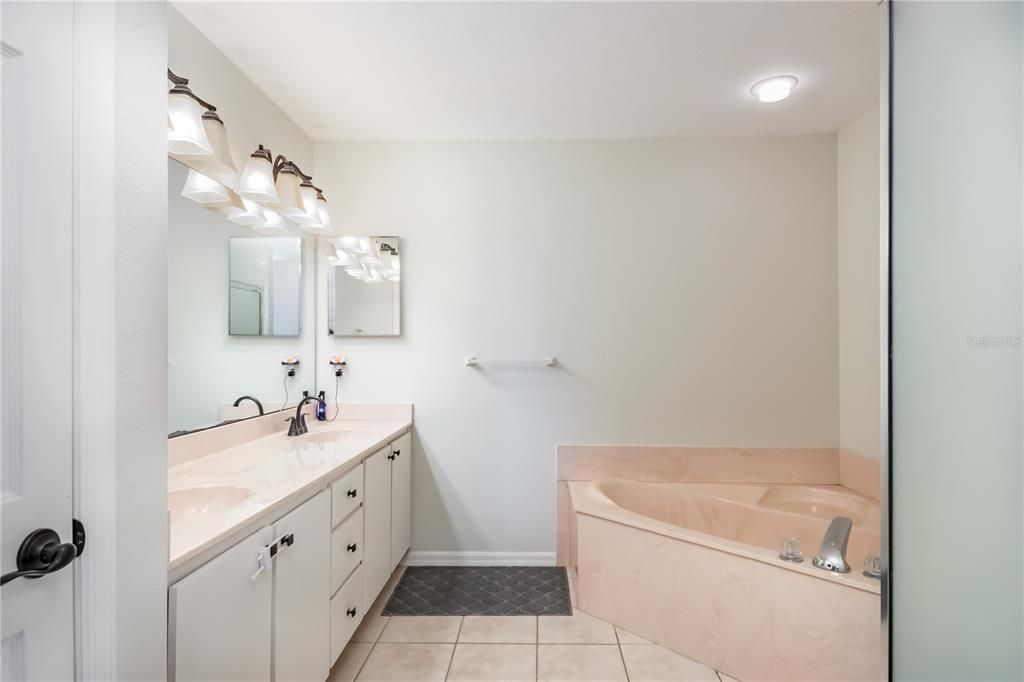 Ensuite with Garden Tub and Dual Sinks