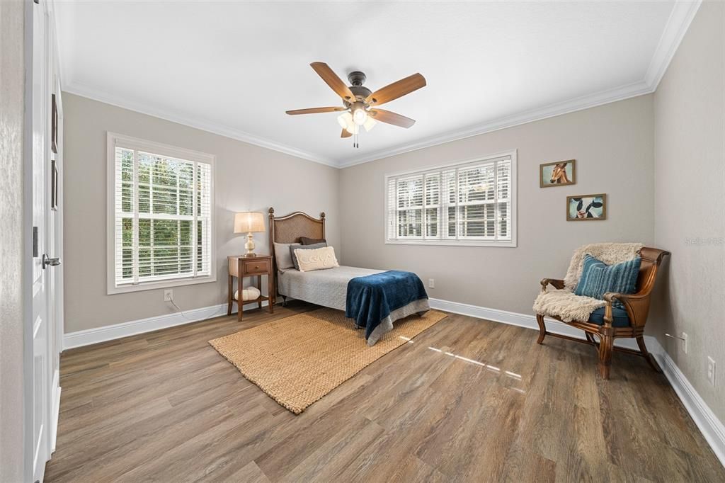 Upstairs Bedroom With Walk-In Closet & Jack & Jill Full Bathroom