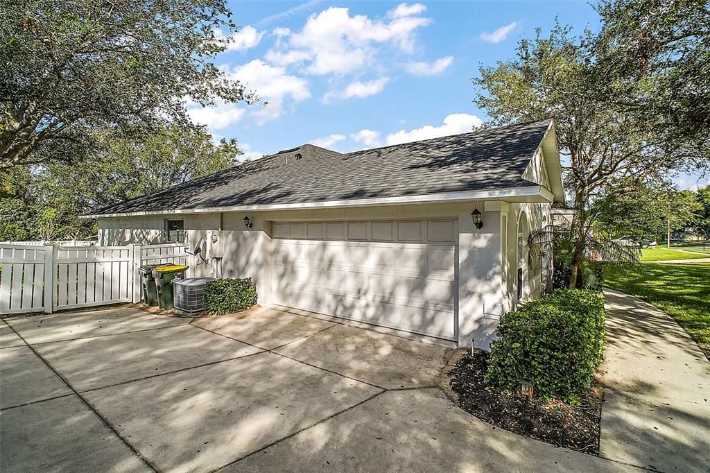 Side entry oversized garage