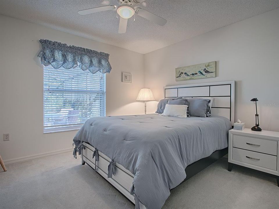 BEAUTIFUL GUEST BEDROOM