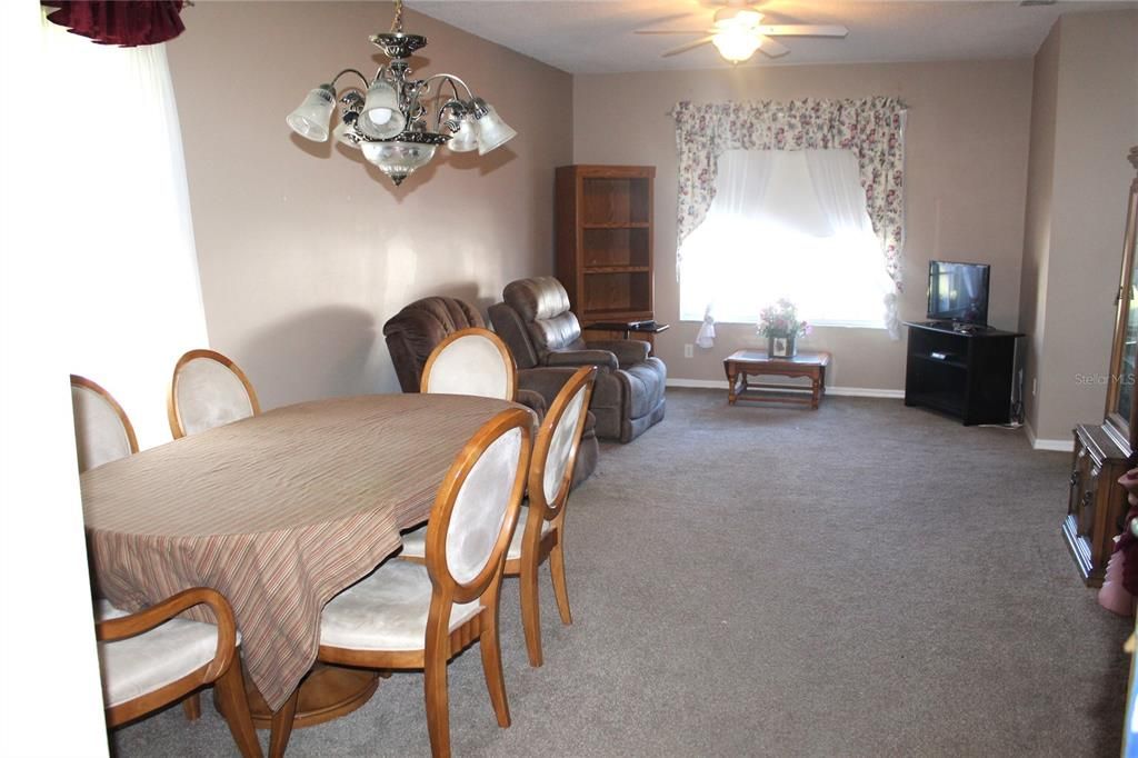 Large formal Dining/Living room combo