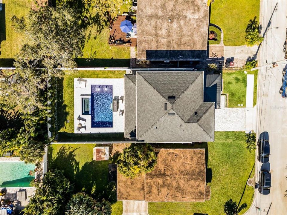 Activo con contrato: $1,195,000 (4 camas, 4 baños, 2768 Pies cuadrados)