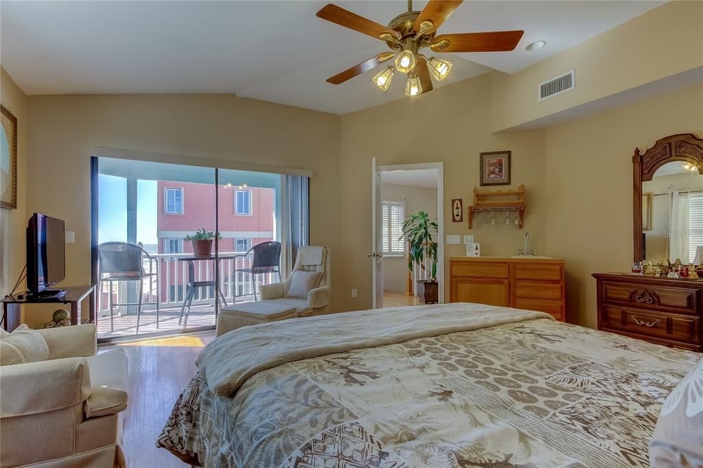 Upstairs primary bedroom-no need to go downstairs for coffee-you have your own beverage bar