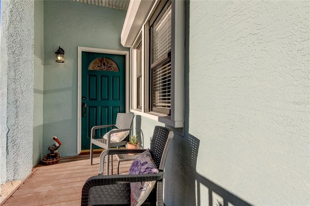 You will LOVE spending time on this porch watching the waves crash onto the beach!