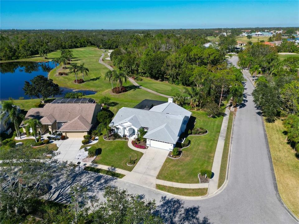 For Sale: $639,900 (3 beds, 2 baths, 2079 Square Feet)