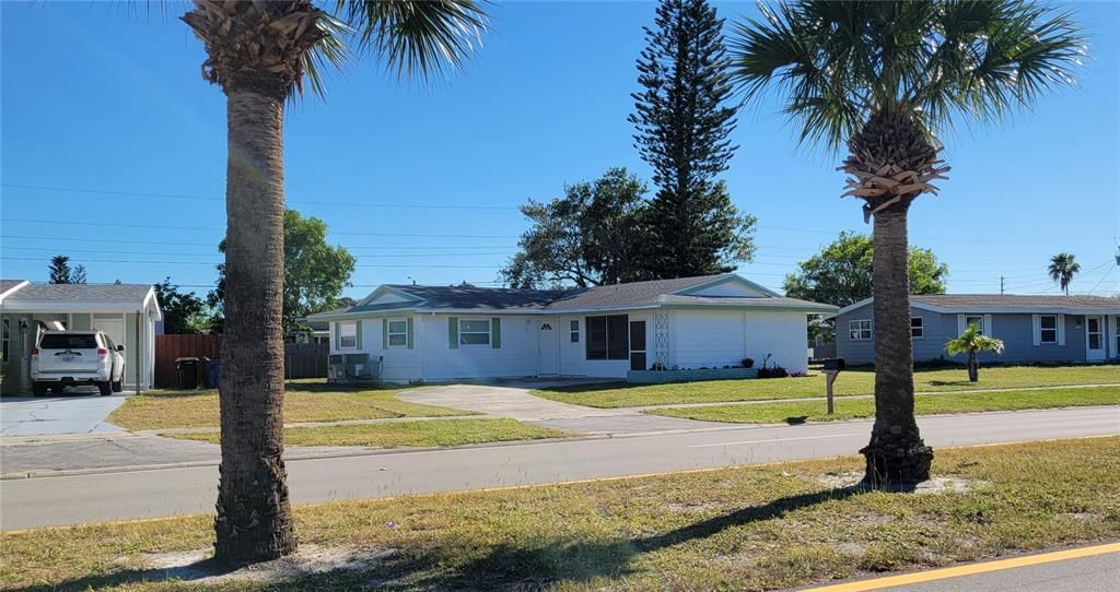 For Sale: $229,000 (3 beds, 2 baths, 1129 Square Feet)