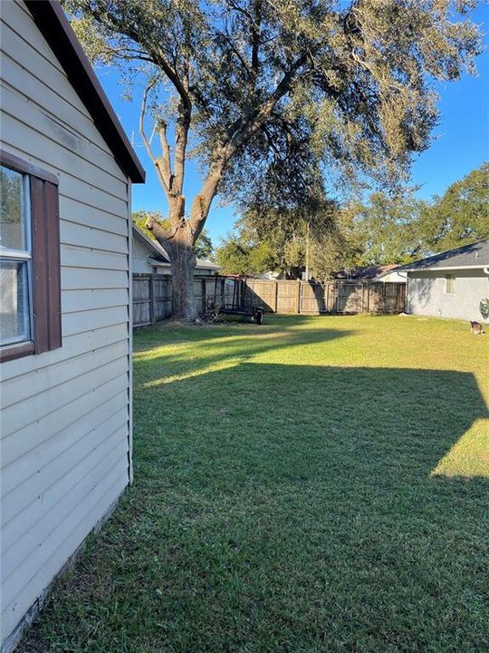 For Sale: $497,000 (4 beds, 2 baths, 1950 Square Feet)