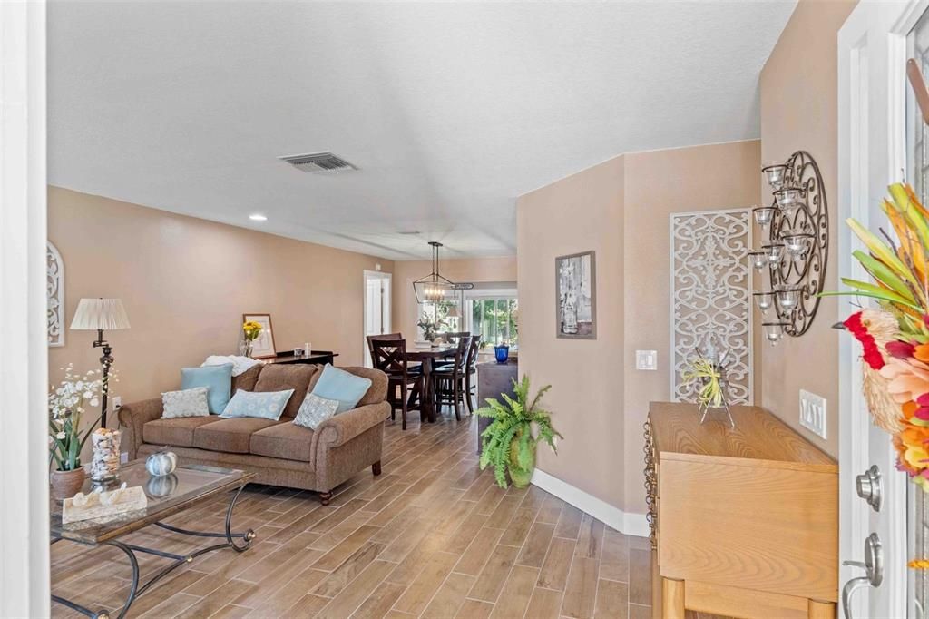 For Sale: $459,900 (3 beds, 2 baths, 2406 Square Feet)