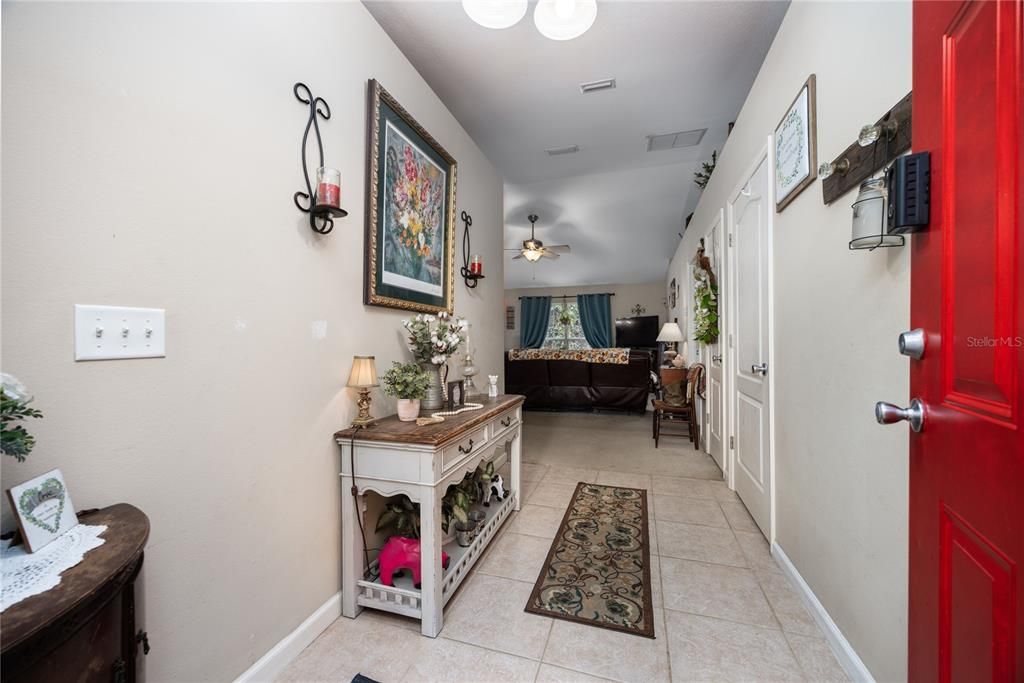 For Sale: $285,500 (3 beds, 2 baths, 1532 Square Feet)