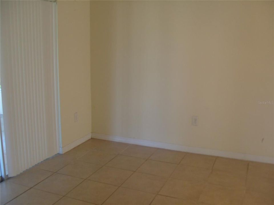 For Sale: $238,000 (2 beds, 2 baths, 1241 Square Feet)