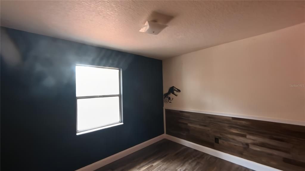 For Sale: $259,900 (3 beds, 2 baths, 1652 Square Feet)