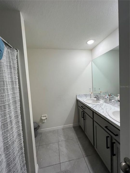 For Sale: $369,000 (3 beds, 2 baths, 1516 Square Feet)