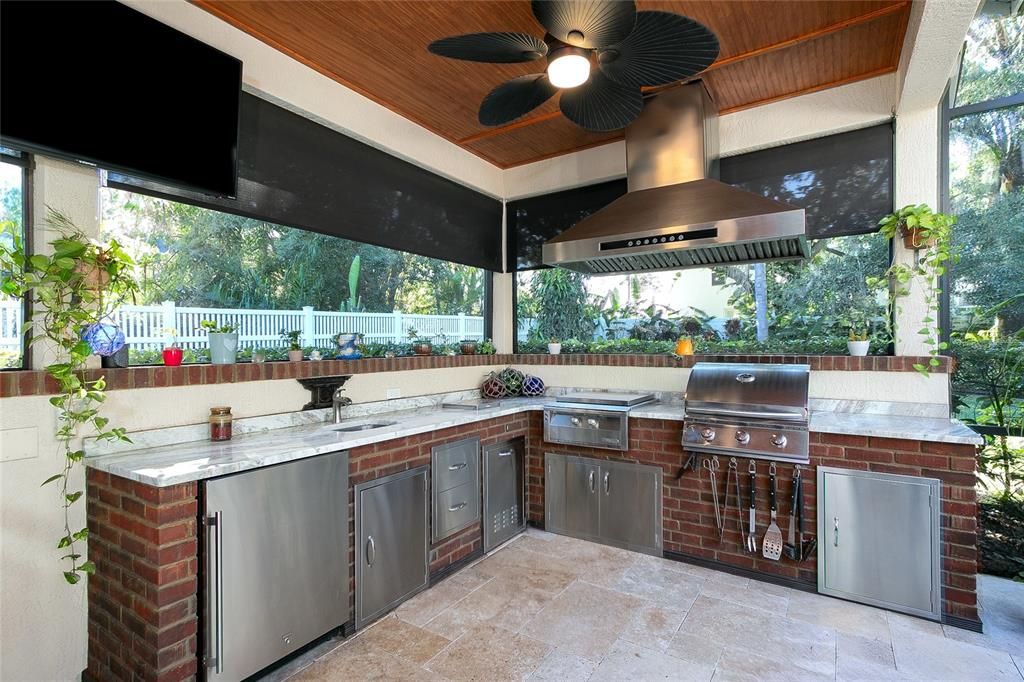 outdoor kitchen