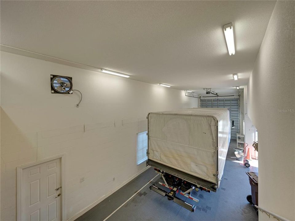 View of full rv garage will fit larage motorhome