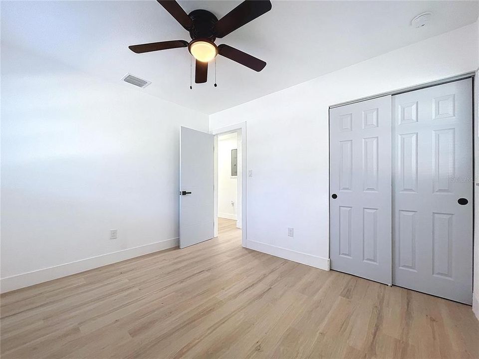 For Sale: $379,900 (3 beds, 2 baths, 1105 Square Feet)