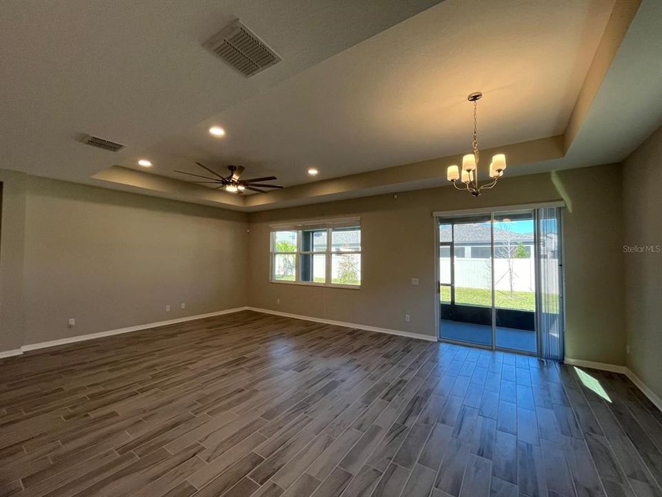 For Rent: $3,300 (4 beds, 3 baths, 2854 Square Feet)