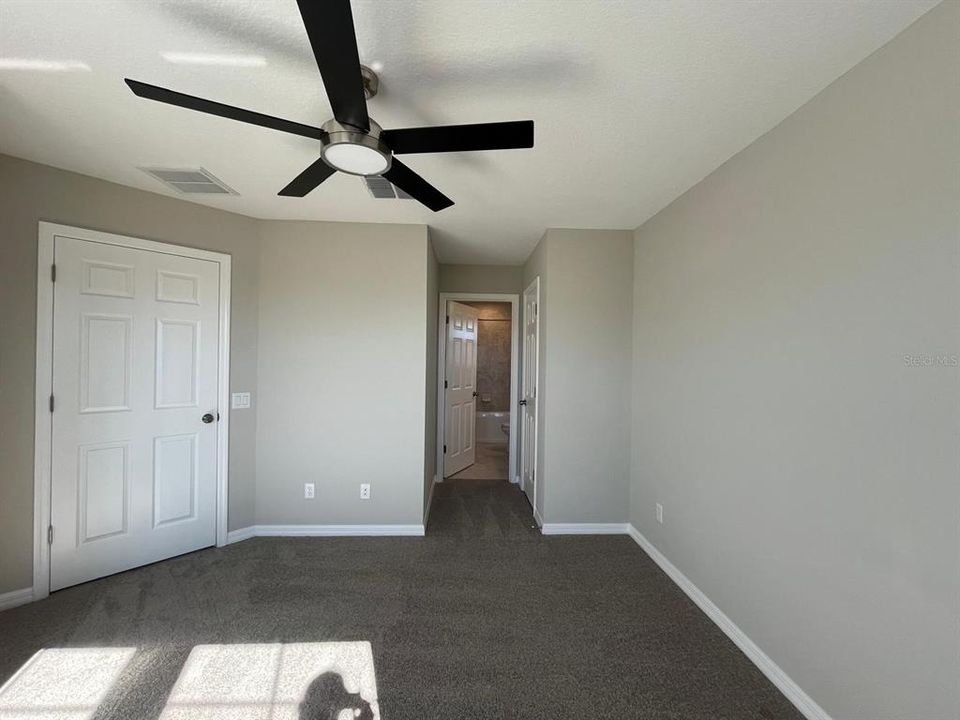 For Rent: $3,300 (4 beds, 3 baths, 2854 Square Feet)