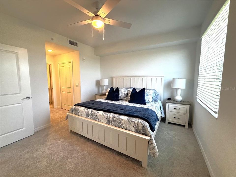 For Rent: $5,500 (2 beds, 2 baths, 1301 Square Feet)